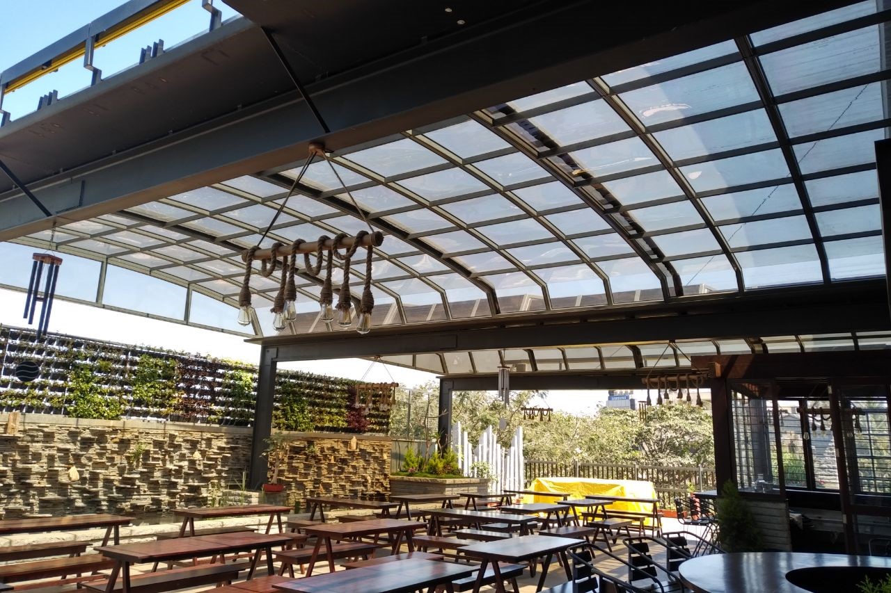 Retractable Roof